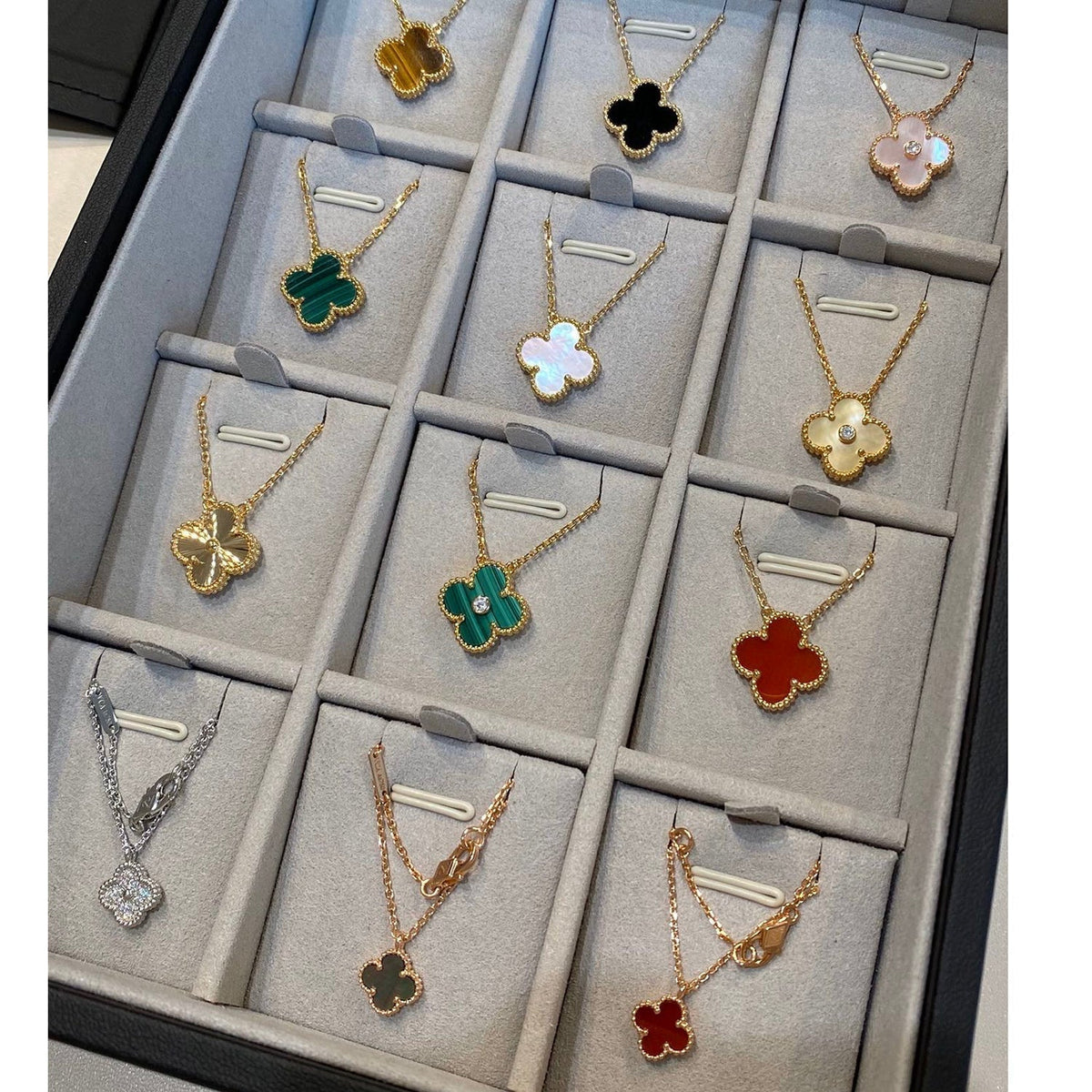 ¡®Lume Jewelry¡¯CLOVER 15MM MALACHITE SINGLE FLOWER NECKLACE