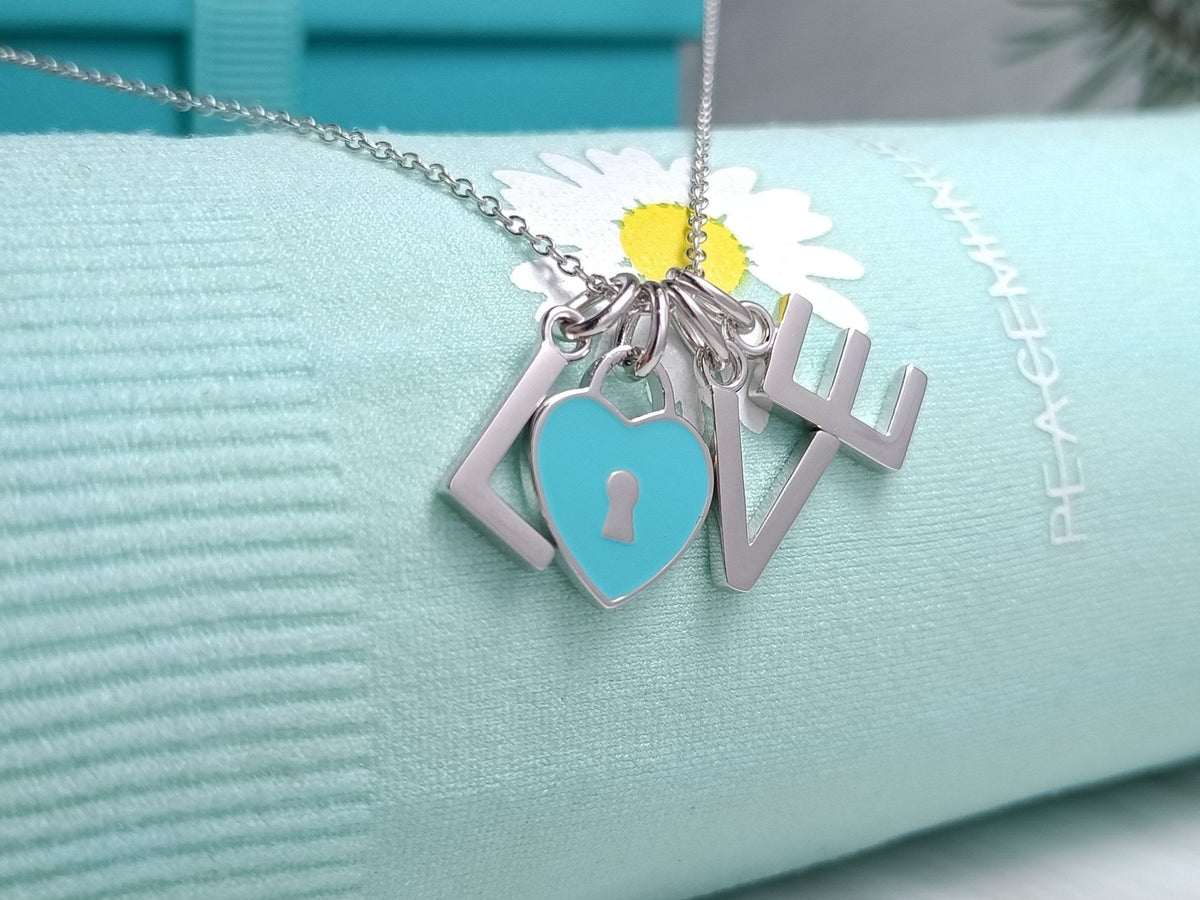 [Lume Jewelry]LOVE TEXT PEDANT NECKLACE