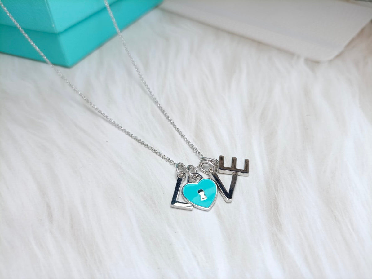 [Lume Jewelry]LOVE TEXT PEDANT NECKLACE