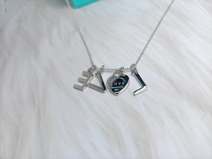 [Lume Jewelry]LOVE TEXT PEDANT NECKLACE