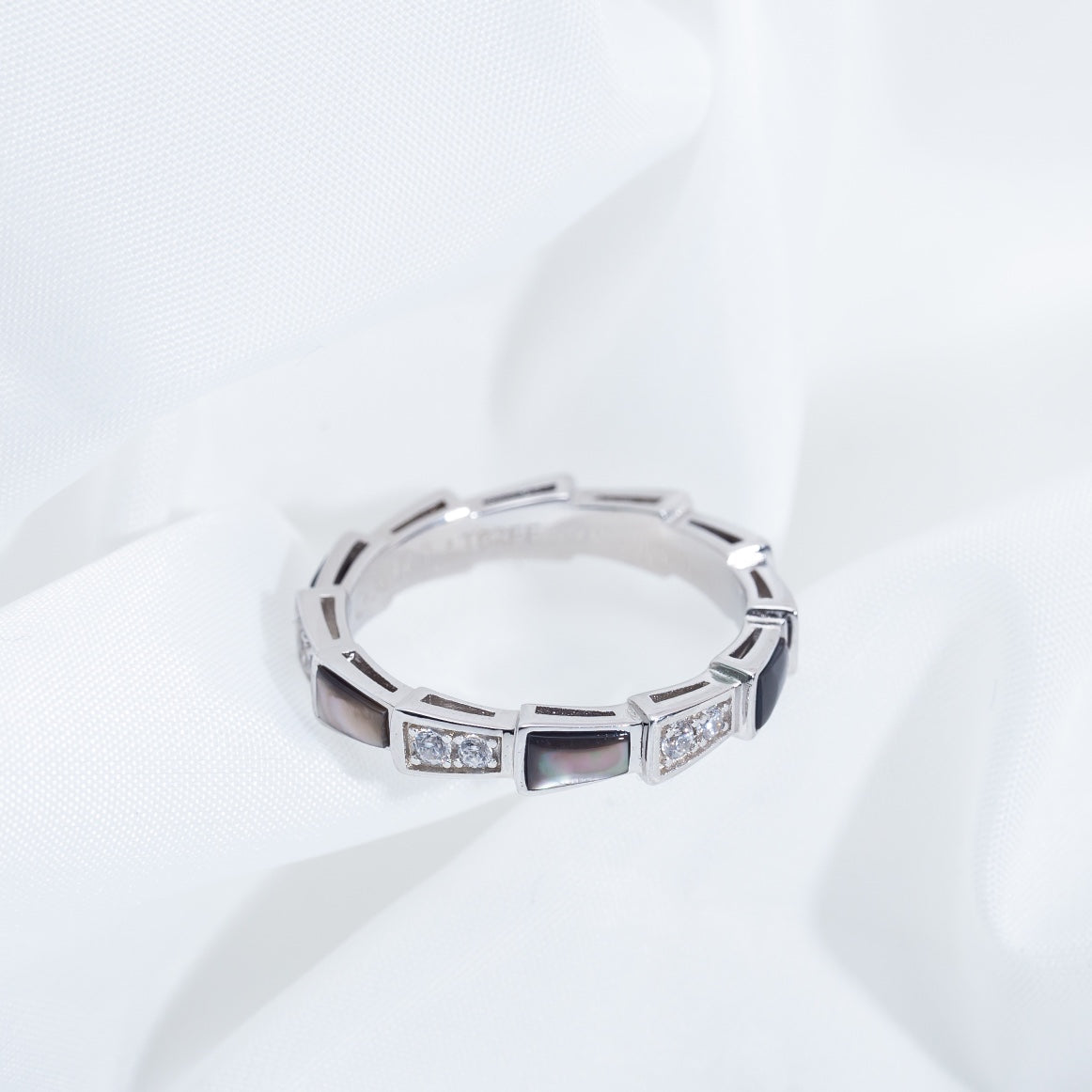 [Lume Jewelry]SERPENTI RING SILVER  DIAMOND BLACK MOP 3MM