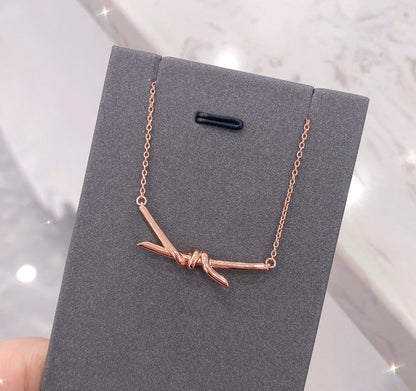 [Lume Jewelry]KNOT NECKLACE DIAMONDS