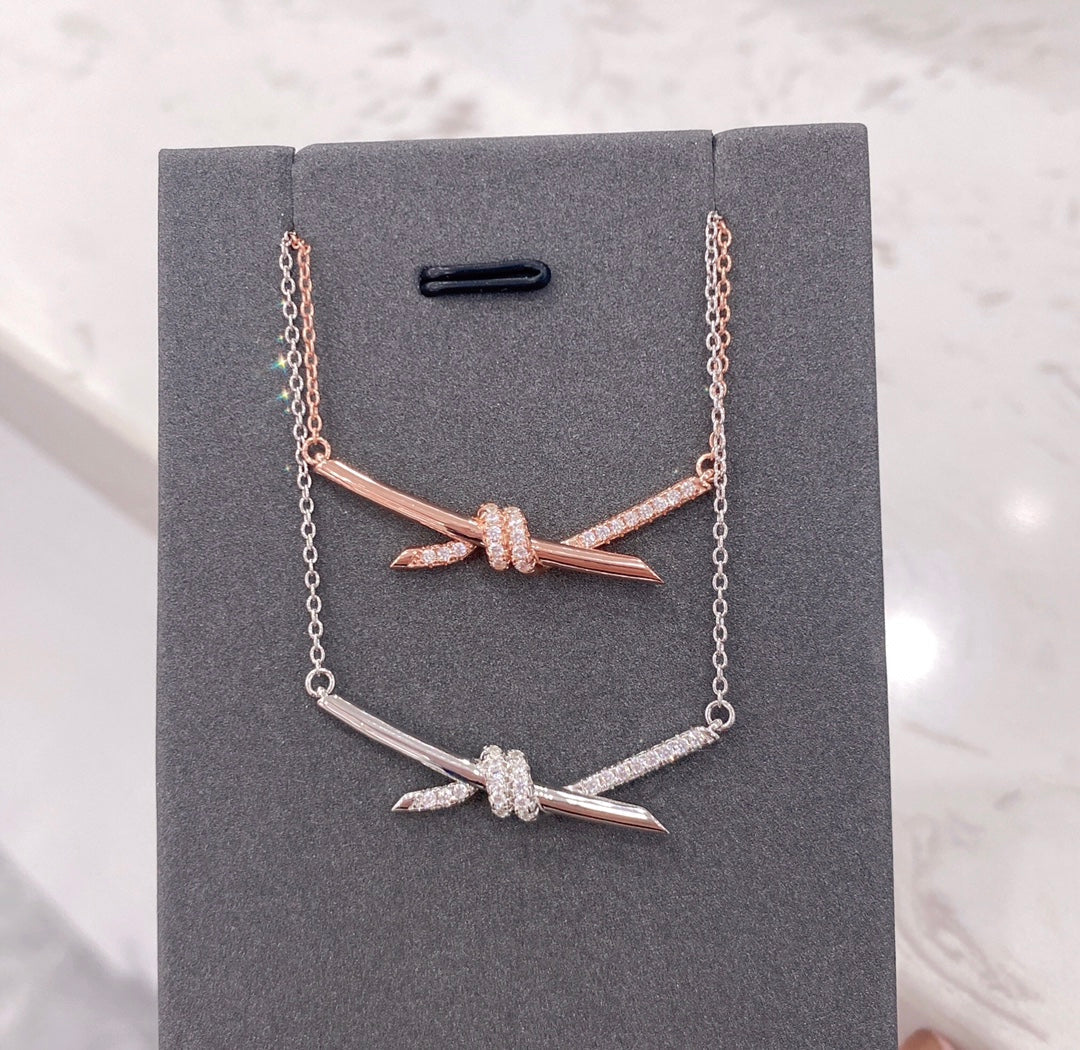 [Lume Jewelry]KNOT NECKLACE DIAMONDS