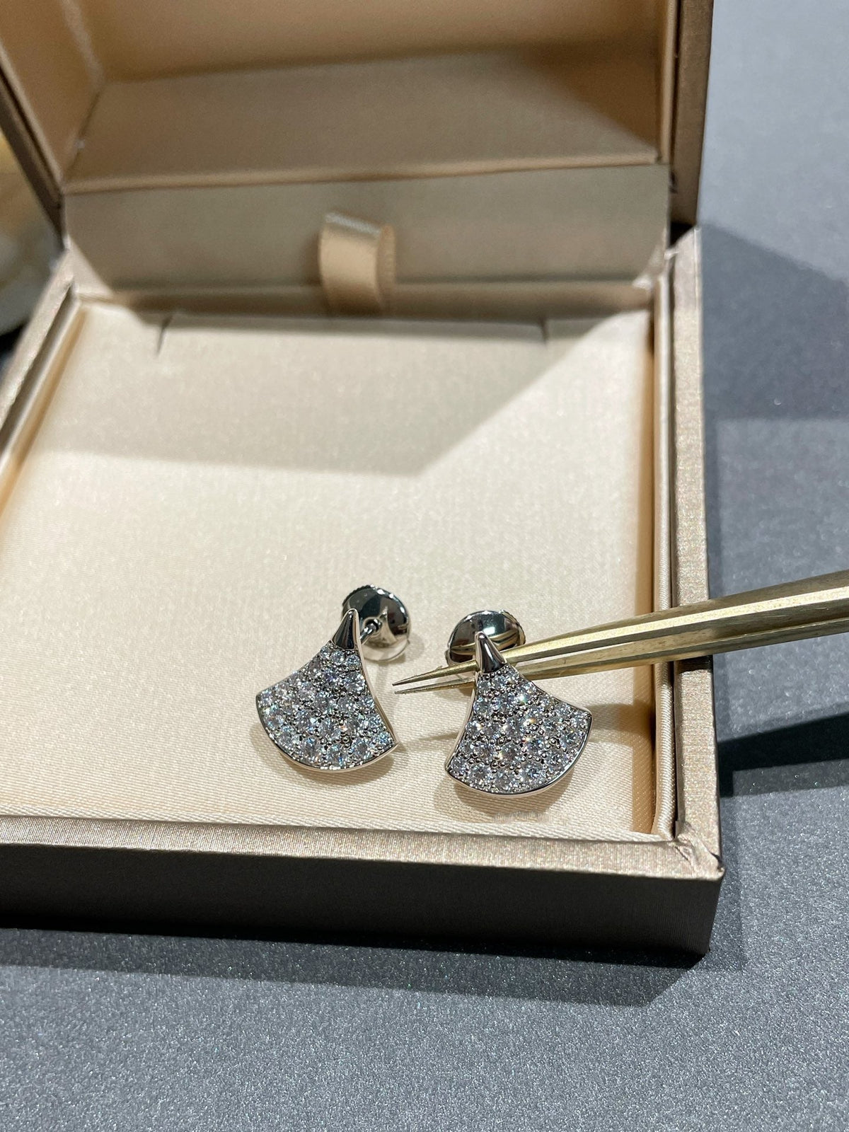 [Lume Jewelry]DREAM STUD EARRINGS DIAMOND