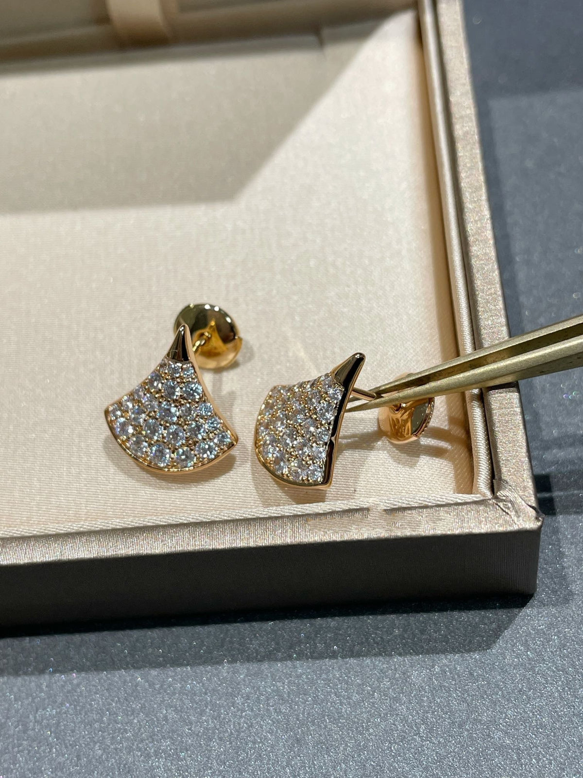 [Lume Jewelry]DREAM STUD EARRINGS DIAMOND
