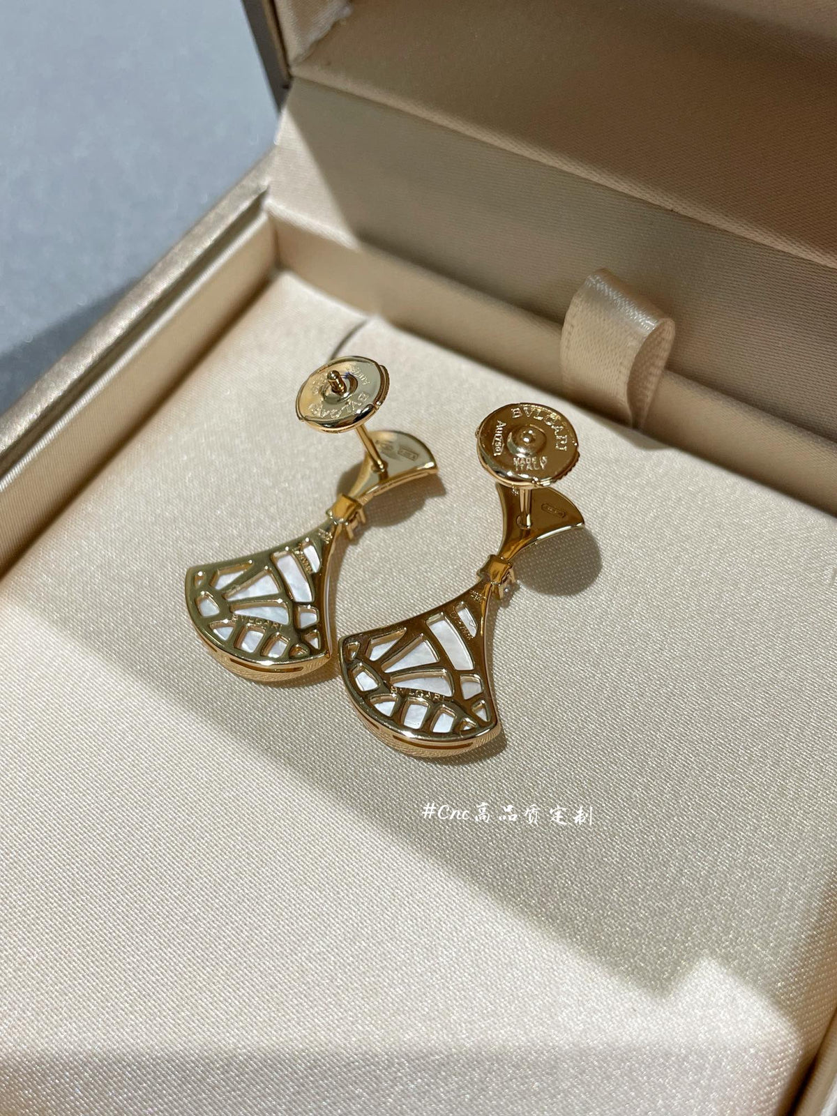 [Lume Jewelry]DREAM MOP 1 DIAMOND EARRINGS