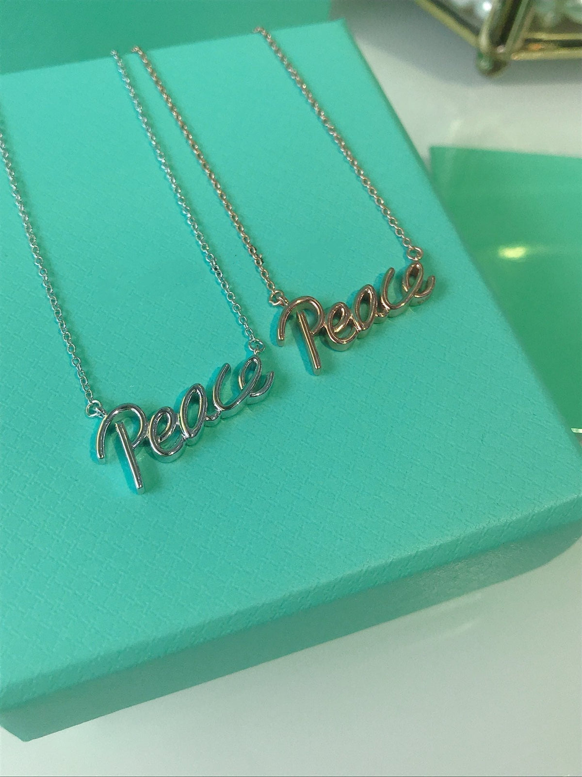 [Lume Jewelry]PEACE TEXT PEDANT NECKLACE