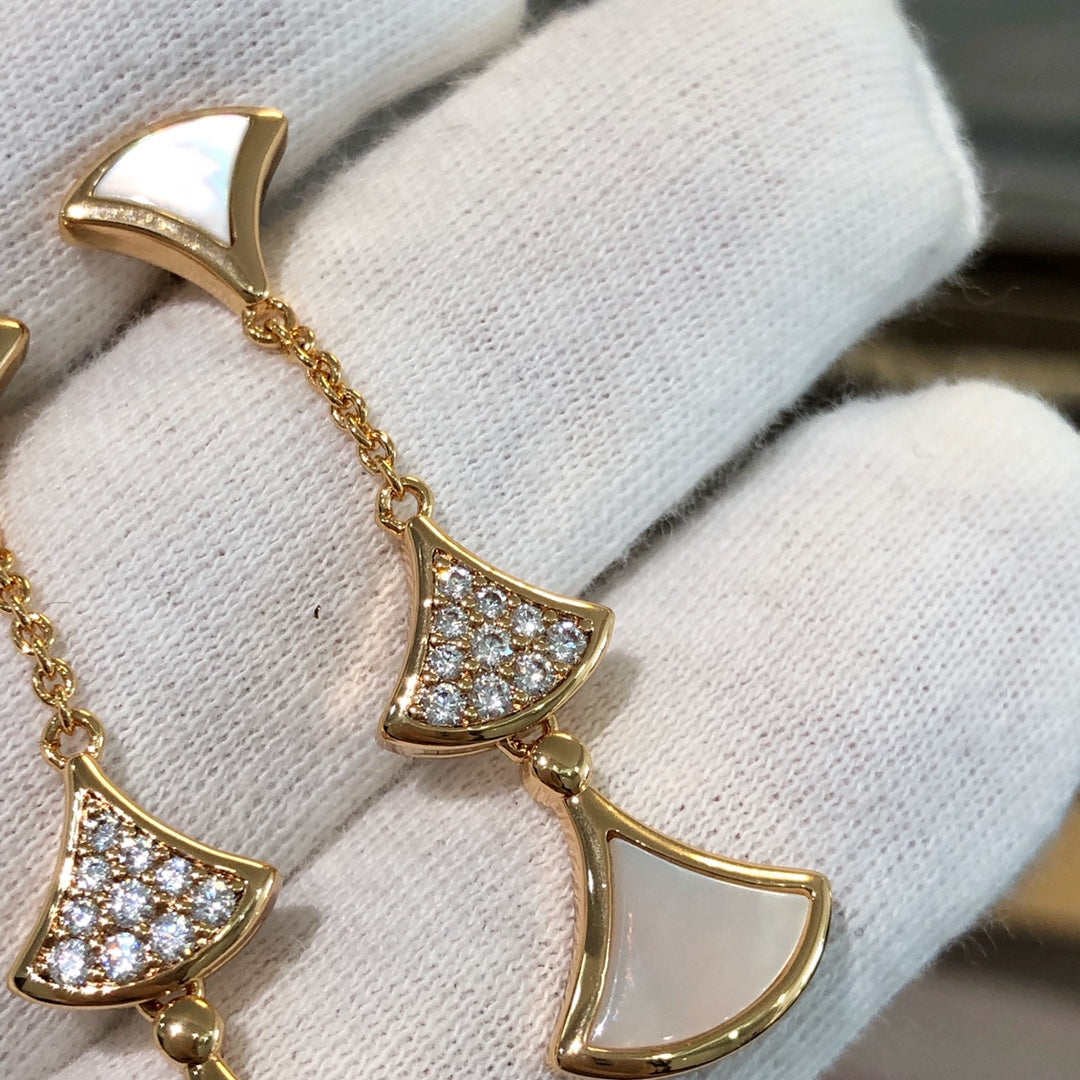 [Lume Jewelry]DREAM EARRINGS 3 MOTIFS DIAMOND MOP PINK GOLD
