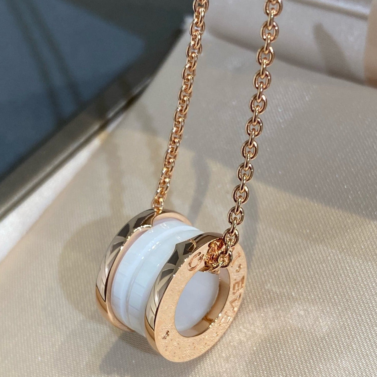 [Lume Jewelry]ZERO 1 WHITE CERAMIC PINK GOLD NECKLACE