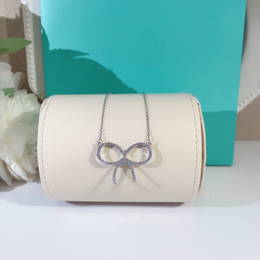 [Lume Jewelry]CLAW SET RHODIUM PLATED BOW NECKLACE