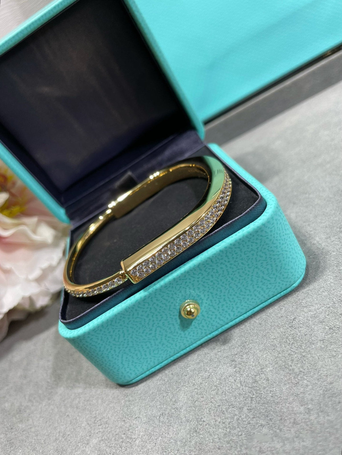 [Lume Jewelry]LOCK BRACELET DIAMOND PAVED