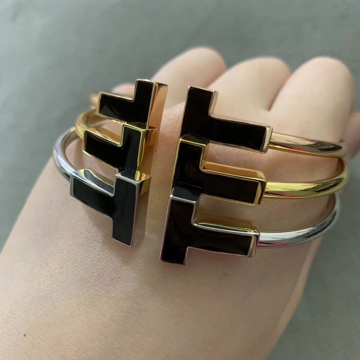 [Lume Jewelry]T WIDE ONYX OPEN BRACELET