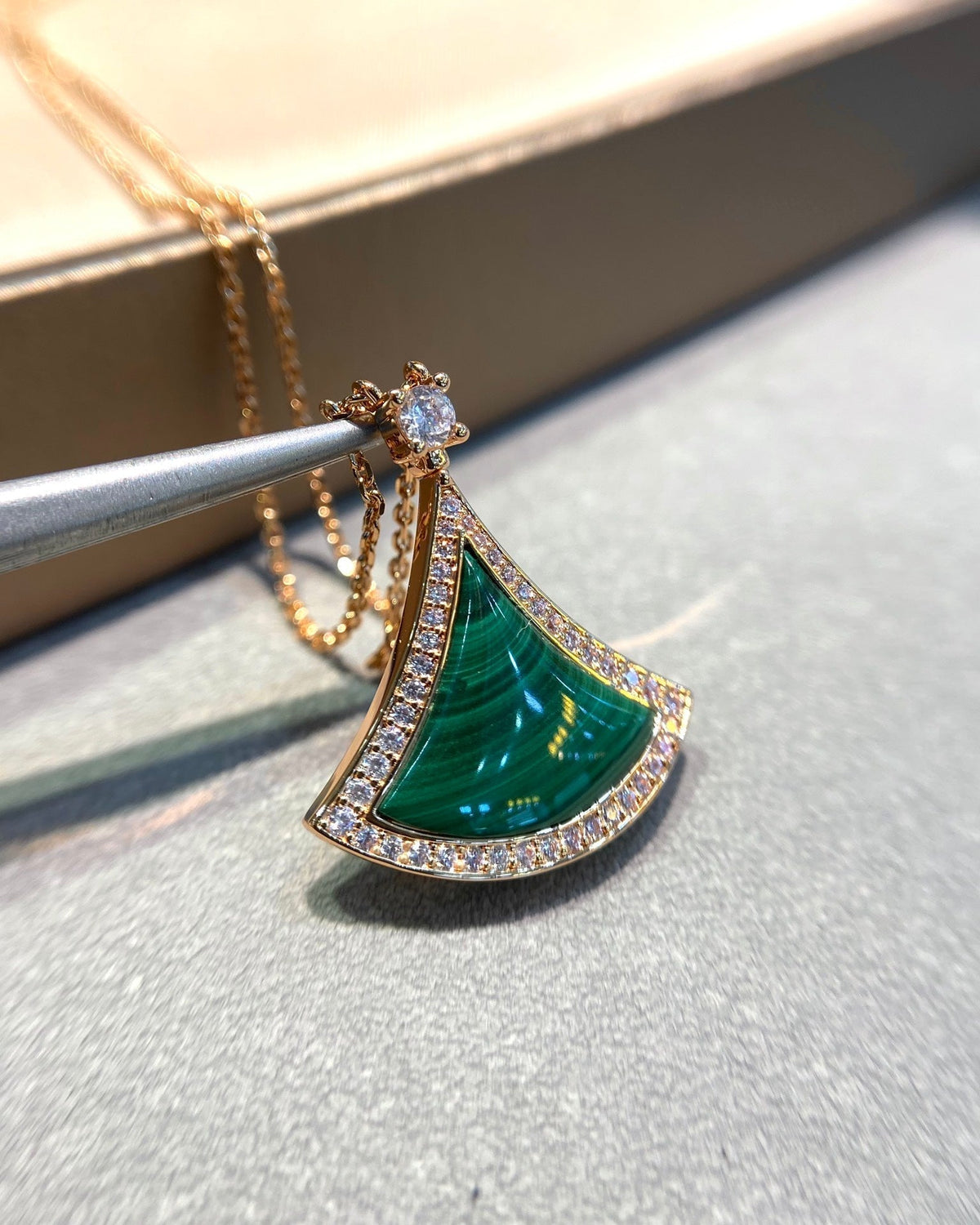 [Lume Jewelry]DREAM MALACHITE DIAMOND PAVED PINK GOLD NECKLACE