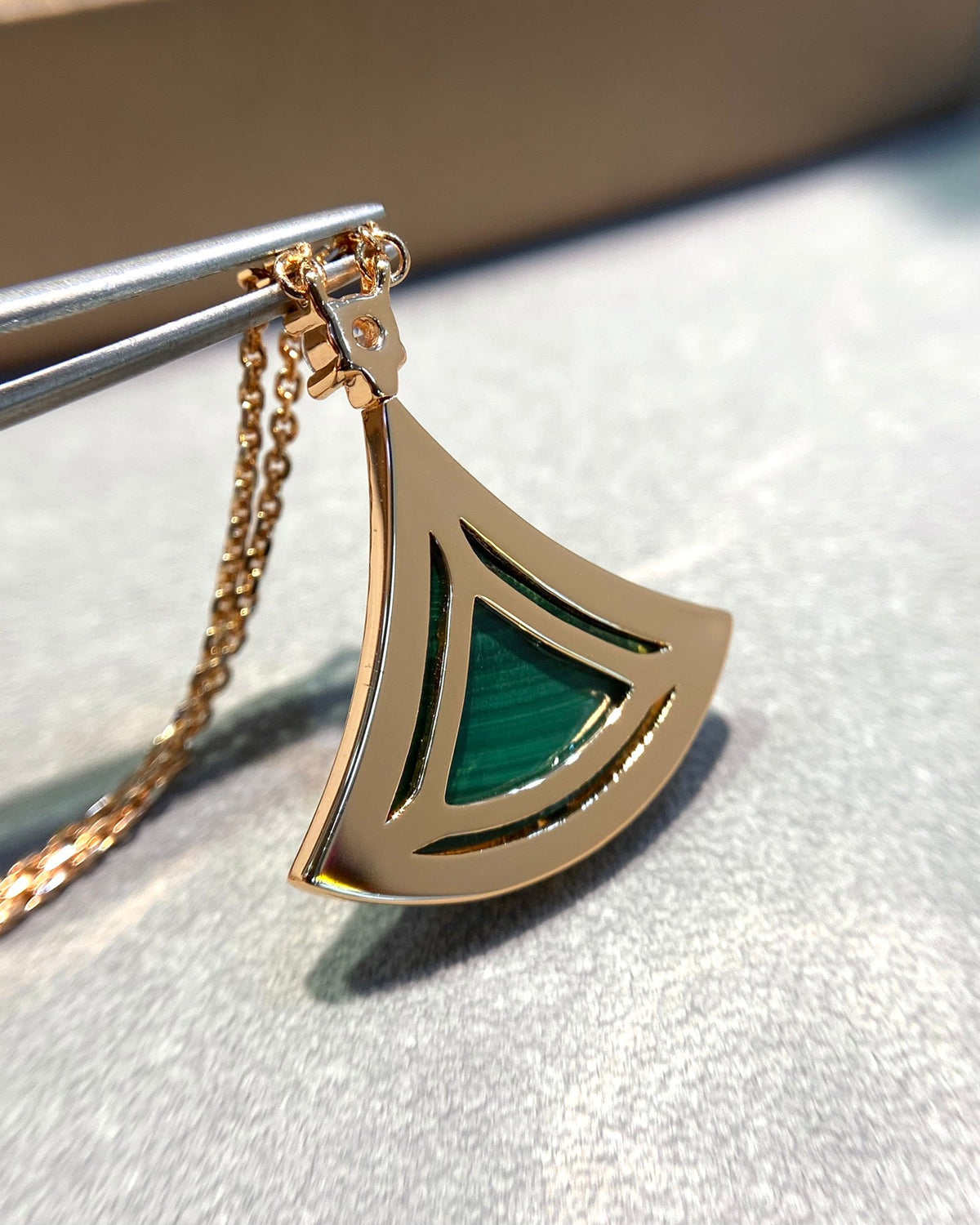 [Lume Jewelry]DREAM MALACHITE DIAMOND PAVED PINK GOLD NECKLACE
