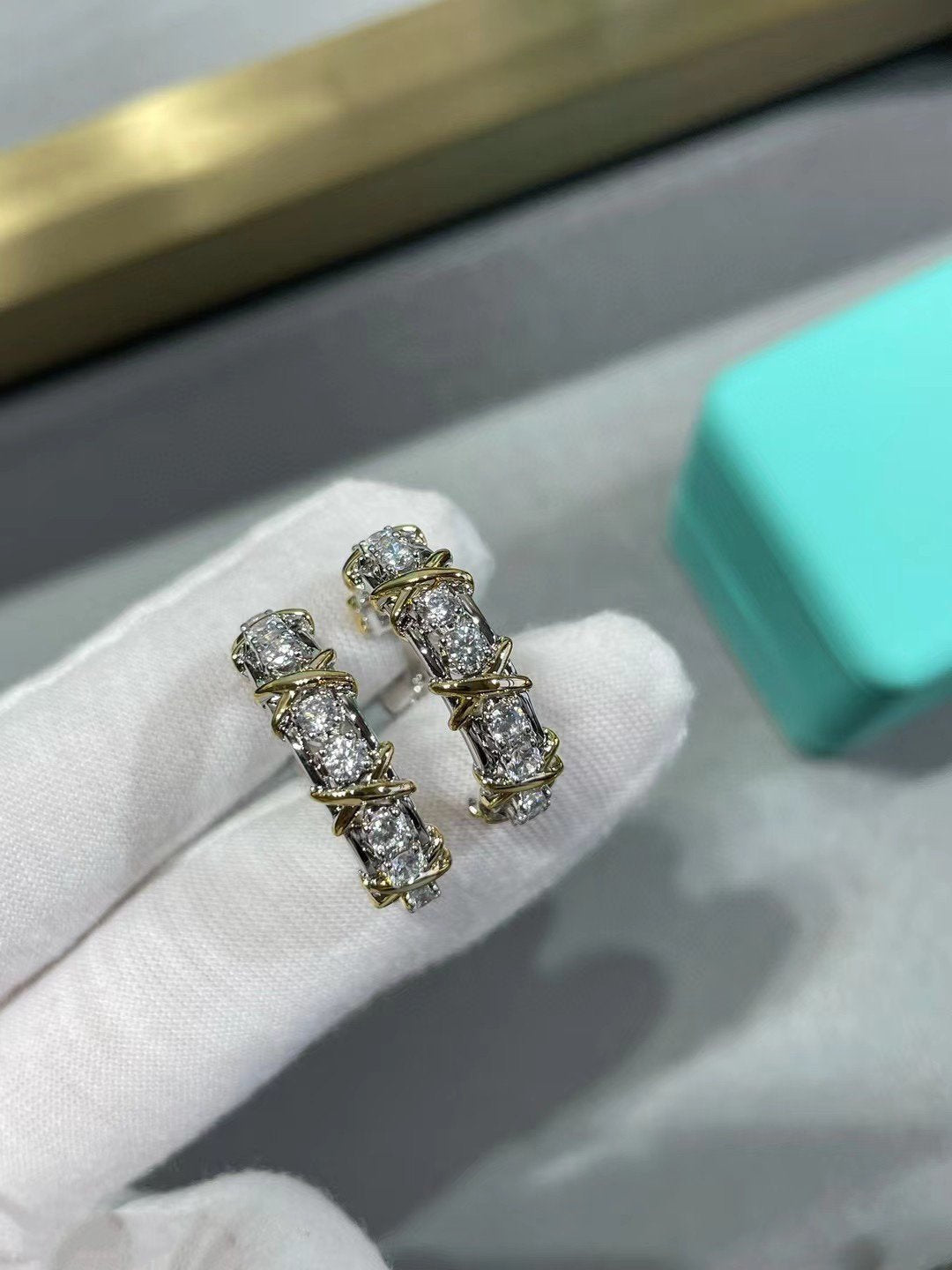 [Lume Jewelry]SCHLUMBERGER GOLD DIAMOND EARRINGS