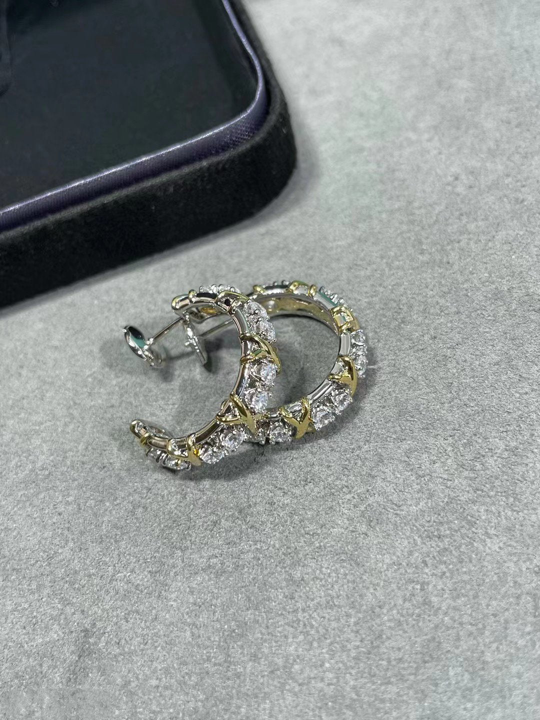 [Lume Jewelry]SCHLUMBERGER GOLD DIAMOND EARRINGS