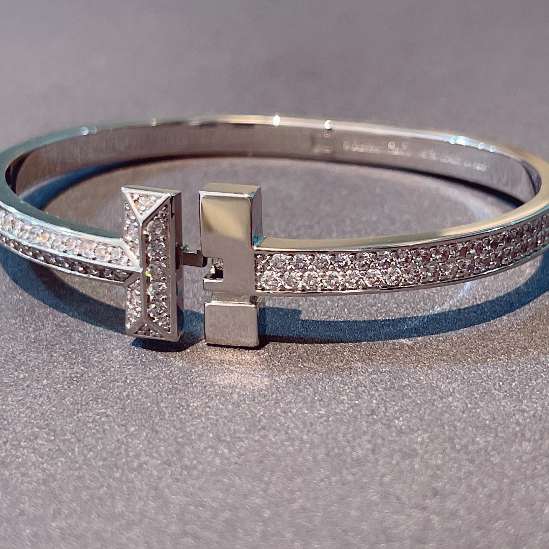 [Lume Jewelry]T1 WIDE HINGED BANGLE DIAMOND PAVED BRACELET
