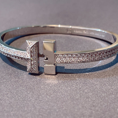 [Lume Jewelry]T1 WIDE HINGED BANGLE DIAMOND PAVED BRACELET