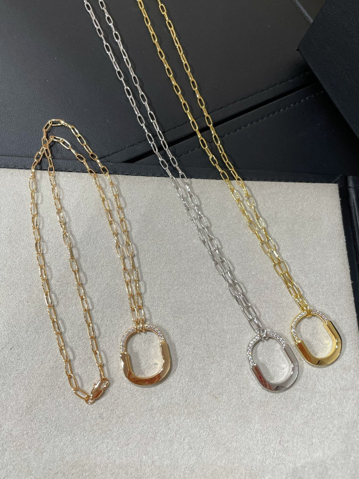 [Lume Jewelry]LOCK MEDIUM PENDANT DIAMOND NECKLACE