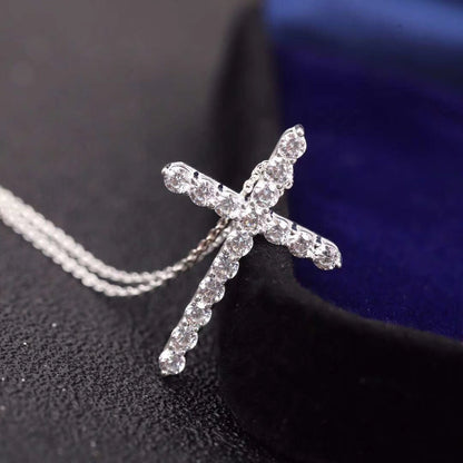 [Lume Jewelry]MOISSANITE STONE CROSS PENDANT NECKLACE SIMULATED DIAMOND CROSS CHOKER
