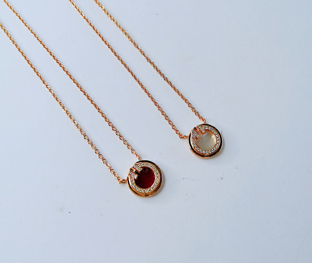 [Lume Jewelry]DIAMOND AND MOTHER PEARL CIRCLE NECKLACE PENDANT