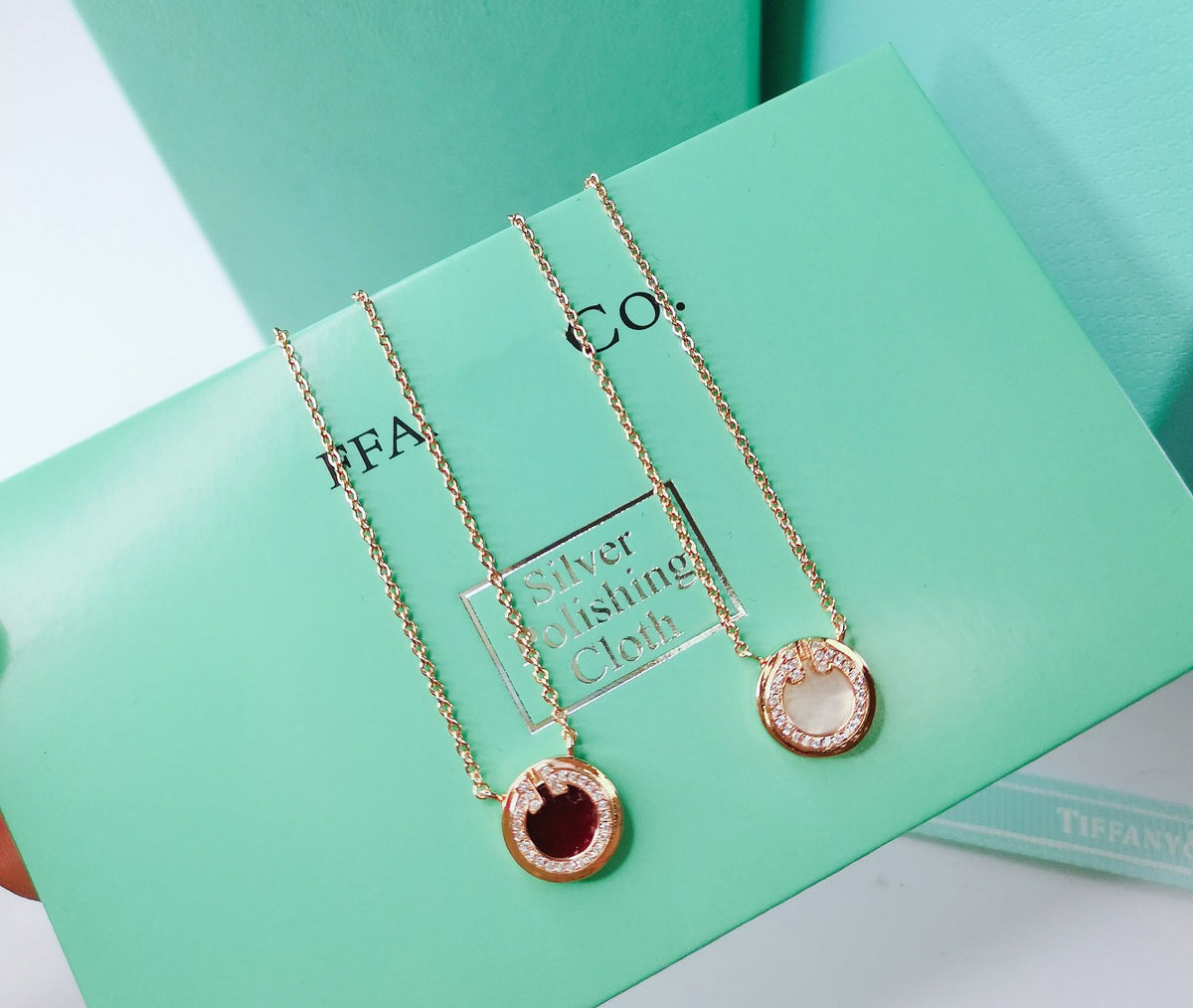 [Lume Jewelry]DIAMOND AND MOTHER PEARL CIRCLE NECKLACE PENDANT
