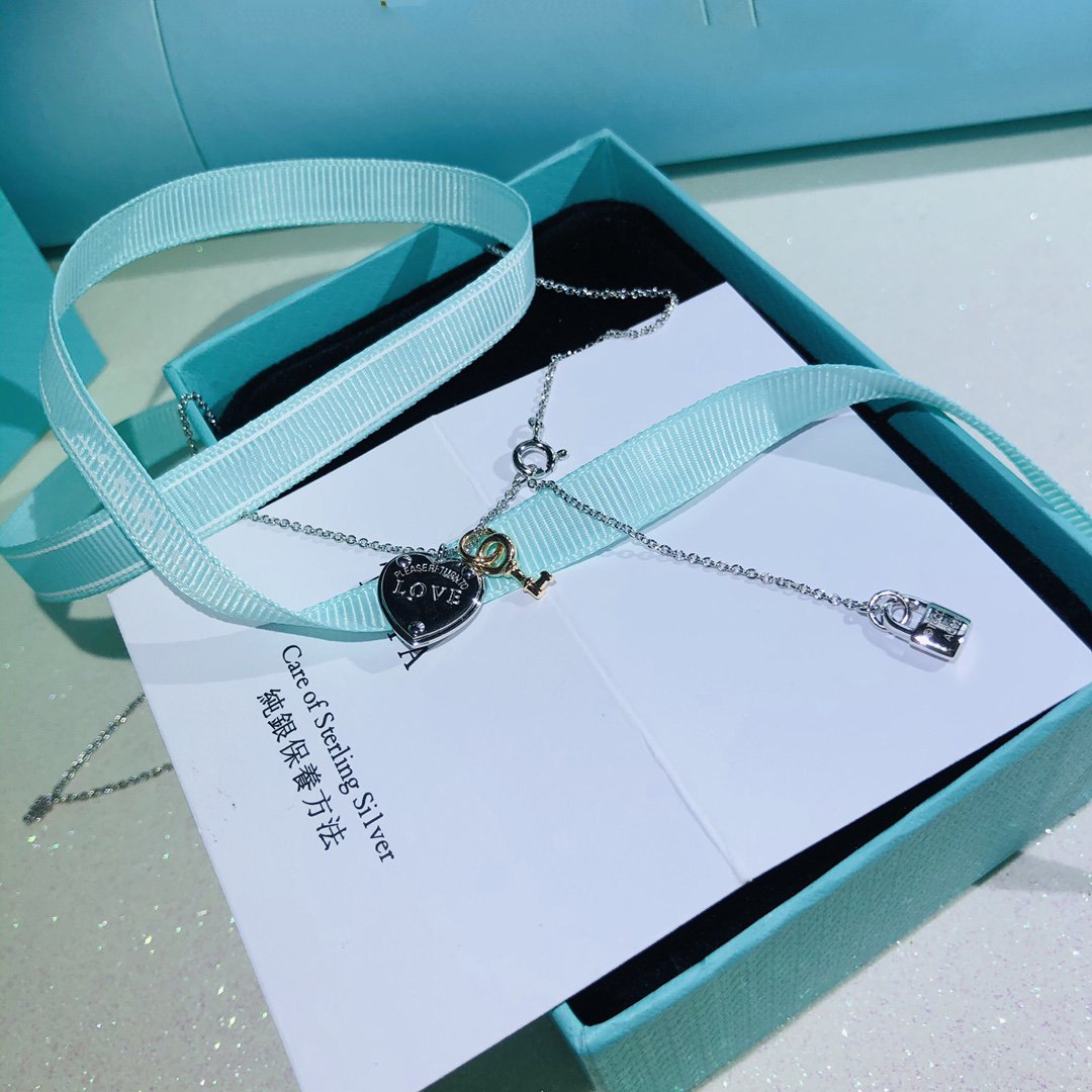 [Lume Jewelry]LOVE HEART TAG KEY NECKLACE