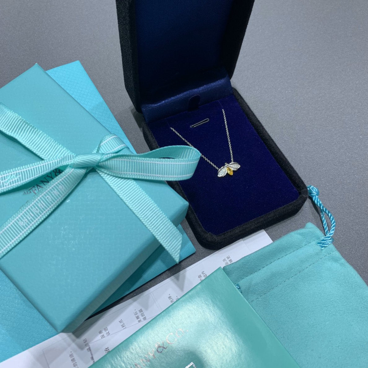 [Lume Jewelry]PAPER FLOWERS YELLOW DIAMOND FIREFLY PENDANT